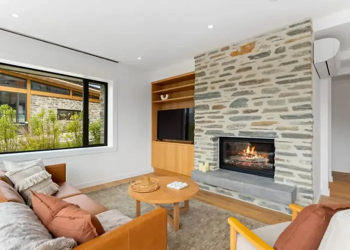 Lakeview Luxury 2 Bedroom 公寓 *