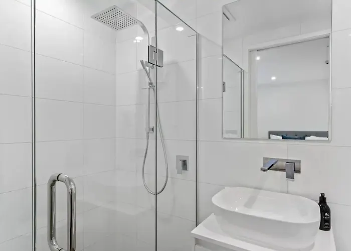 Lakeview Luxury 2 Bedroom 公寓